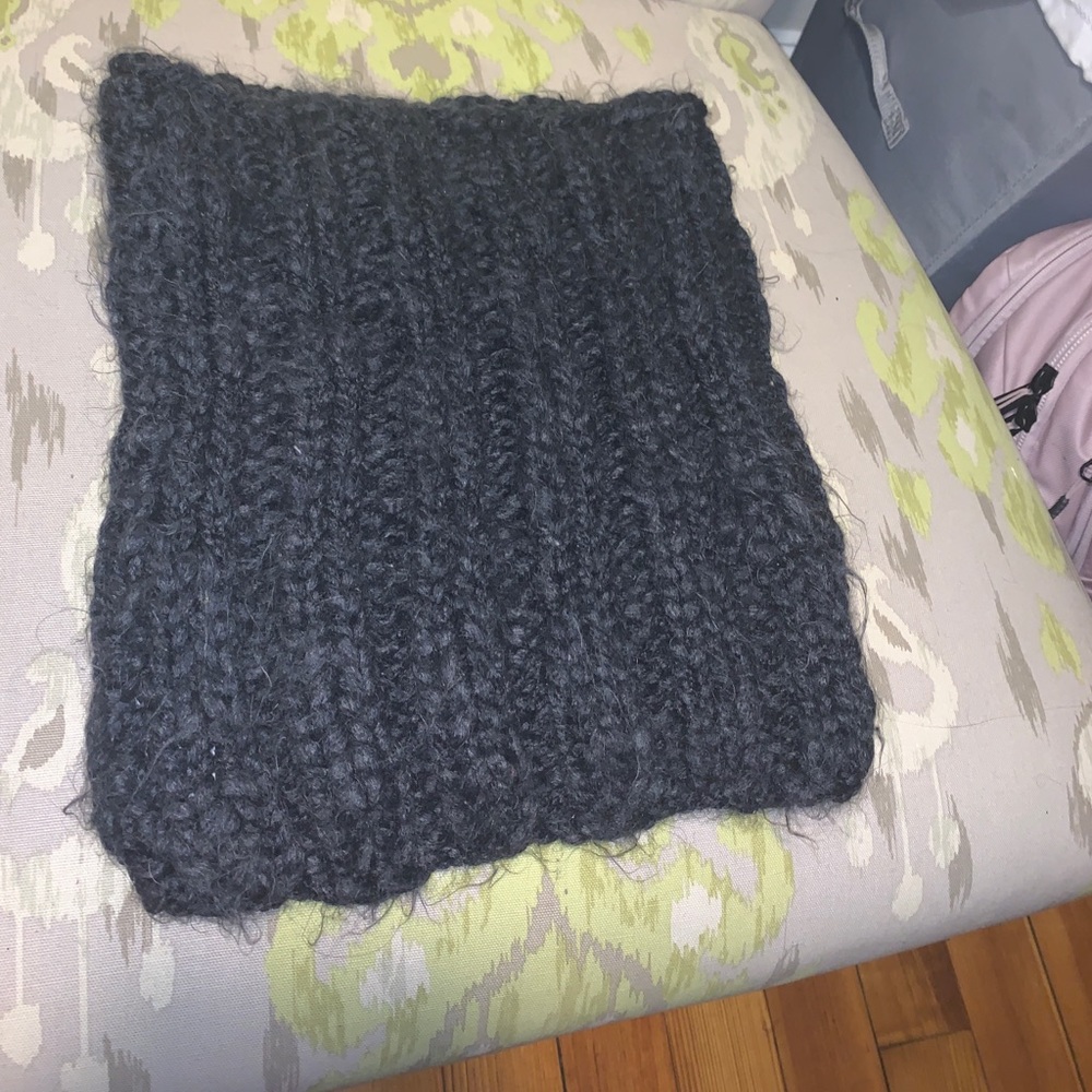 American Eagle infinity scarf